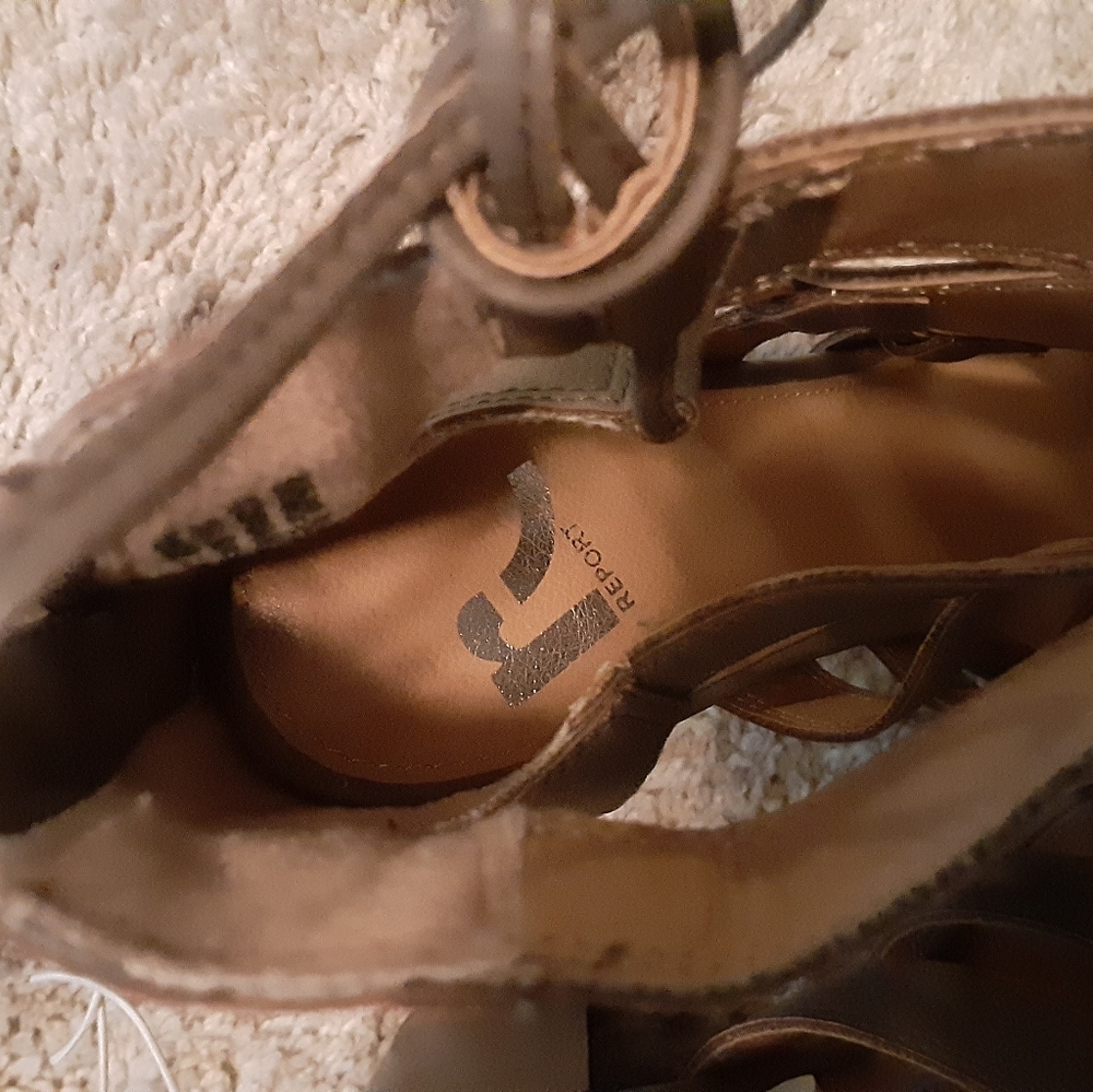 Shoes - Picture 2 of 6